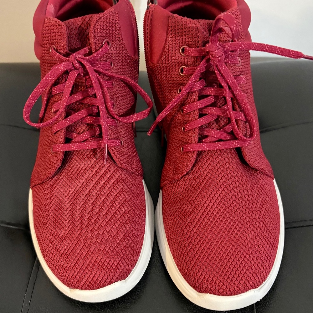 CLOUDSTEPPERS by Clark’s Washable Women’s Knit Boots Burgundy sz 9